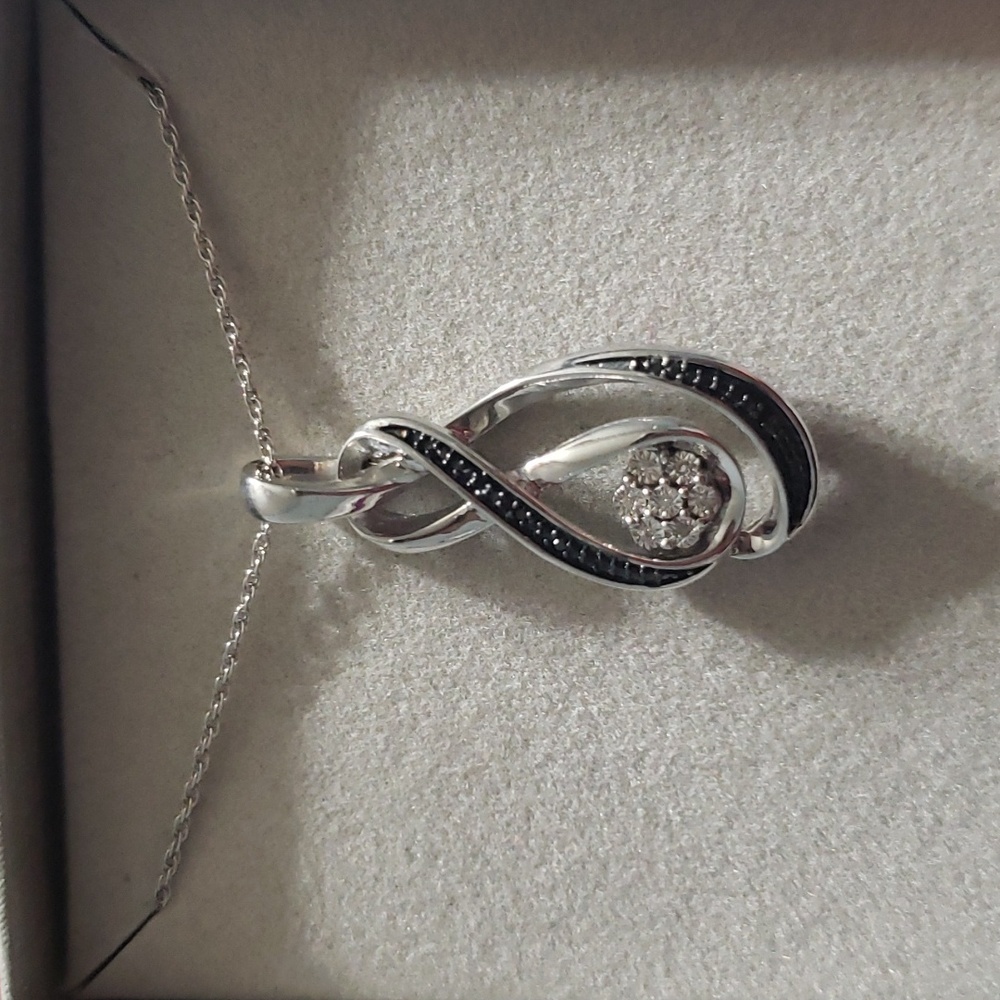 ZALES necklace